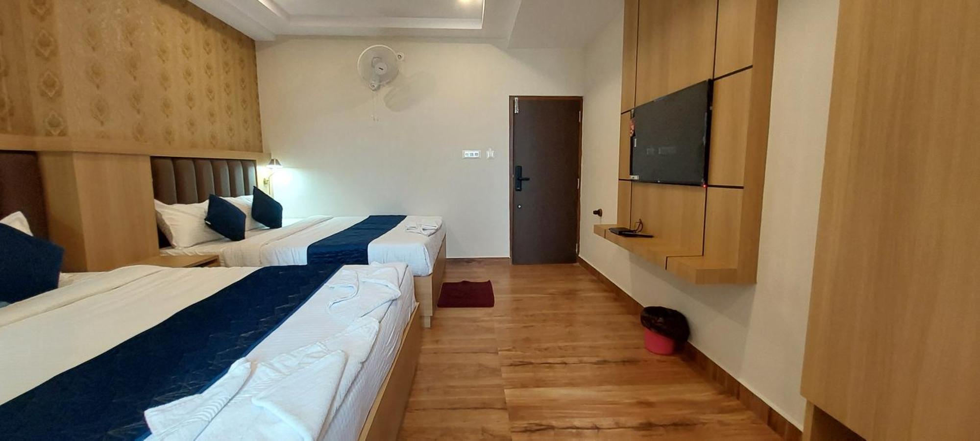 Sky Inn Mysore Buitenkant foto